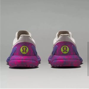Lululemon blissfeel run shoe *special edition*